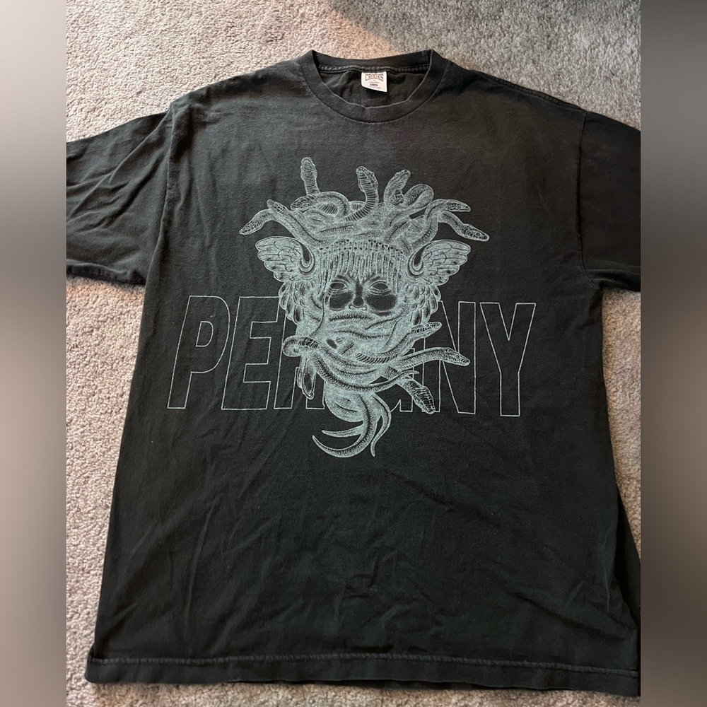 Crooks and Castles black XL t-shirt